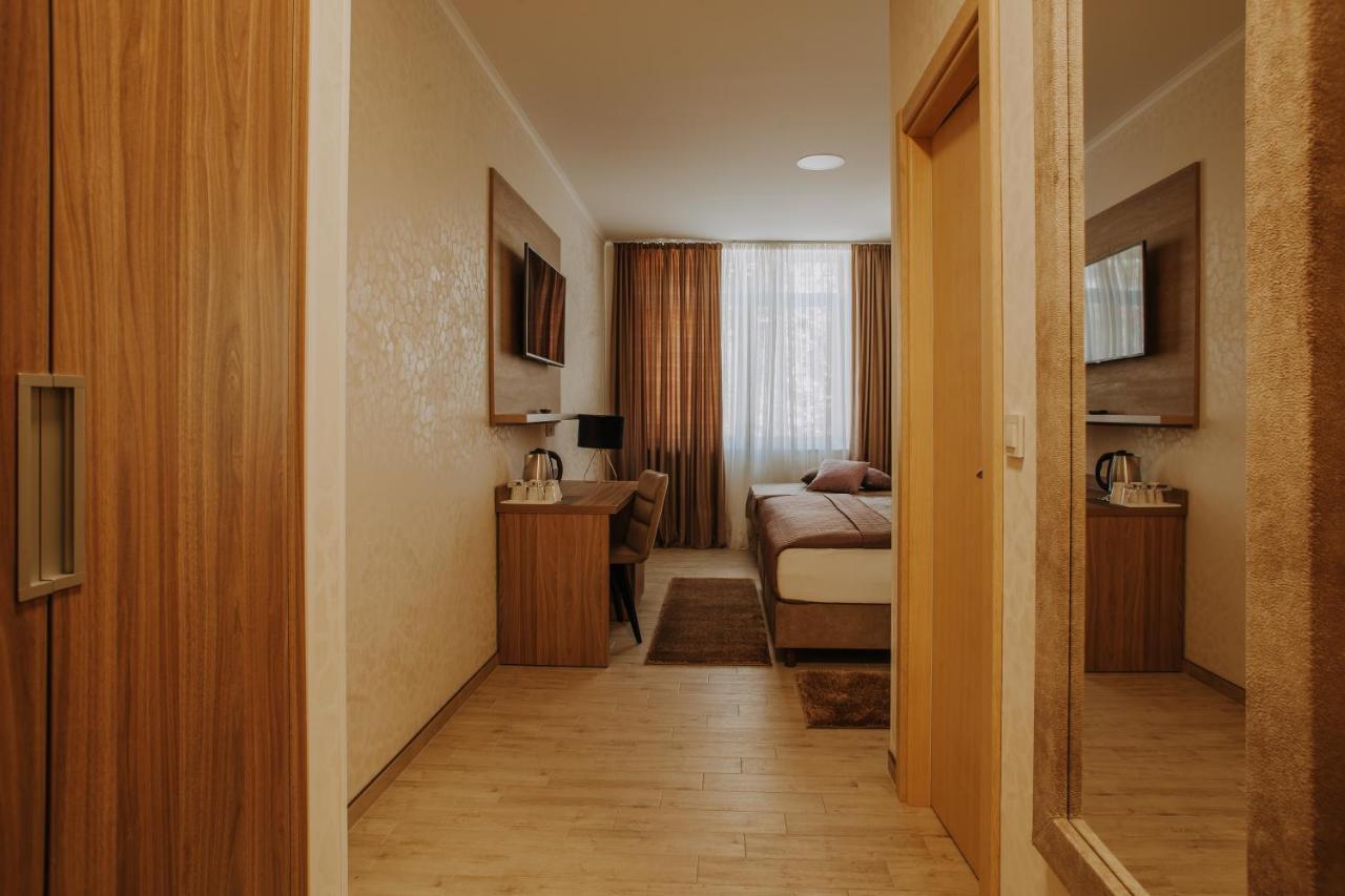 Villa Martini - Apartments & Rooms Vukovar Exterior foto